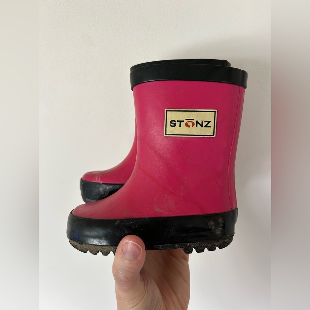 STONZ Pink Rain Boots Size 4 - Picture 3 of 6